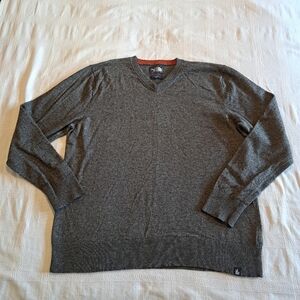 The North Face men's size XL heathered gray v neck cotton/wool blend sweater
